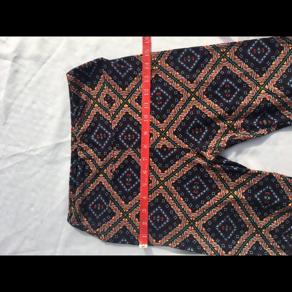 LuLaRoe Leggings - Picture 5 of 8